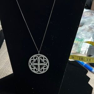 Minor Italy filigree pendent necklace